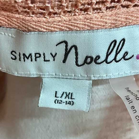Simply Noelle Peach Mesh Top for Ladies; Size Large/XL - Picture 10 of 10